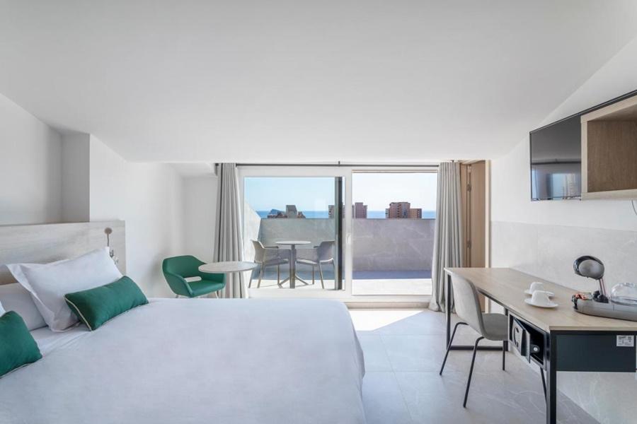 Halley Hotel & Apartments Affiliated By Melia Benidorm Eksteriør billede